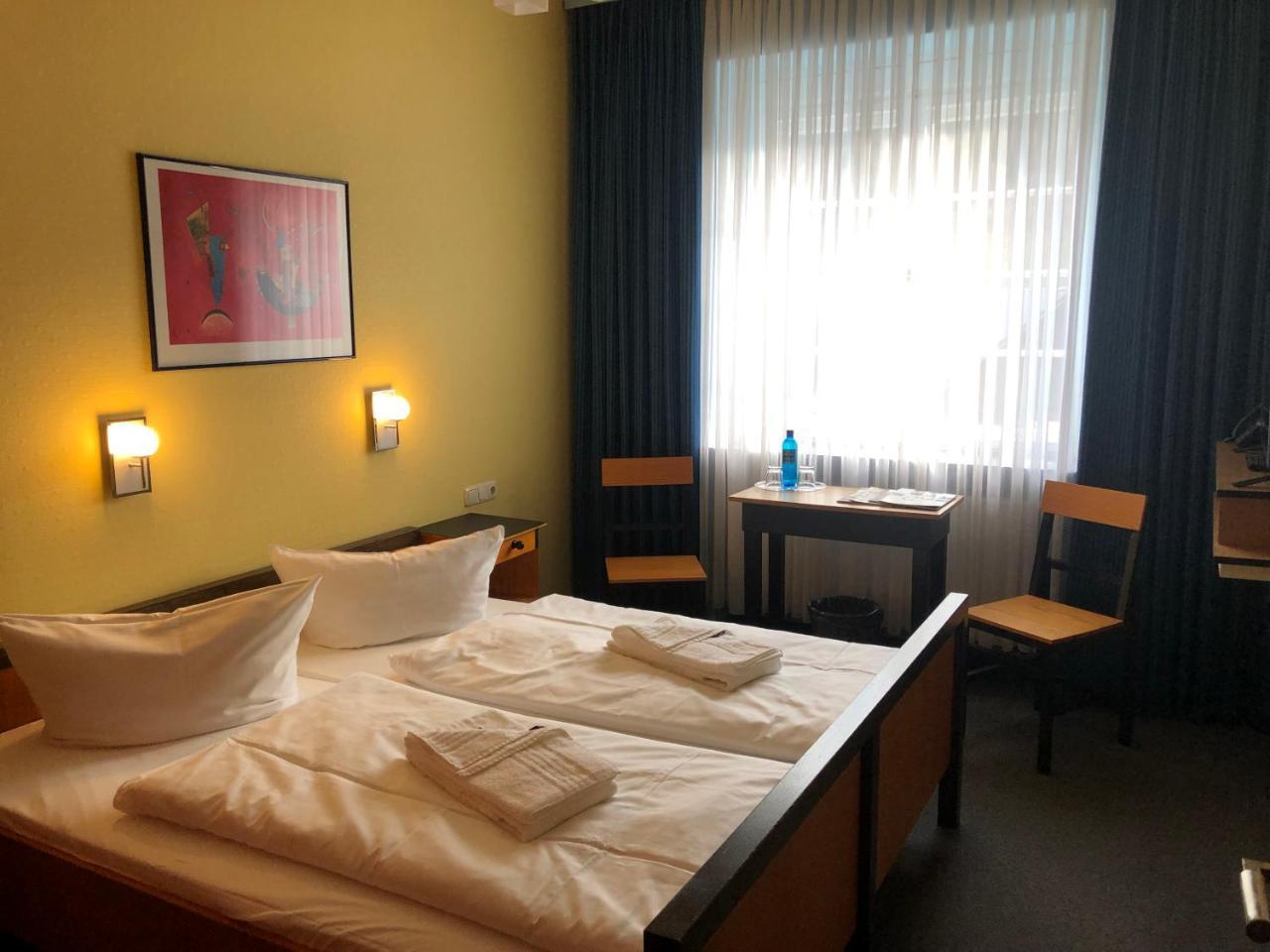 Haus Des Volkes - Das Bauhaushotel Probstzella Eksteriør bilde