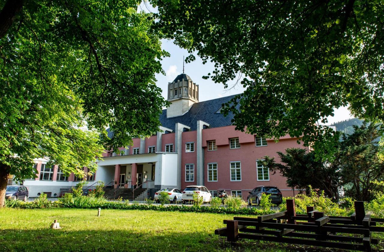 Haus Des Volkes - Das Bauhaushotel Probstzella Eksteriør bilde