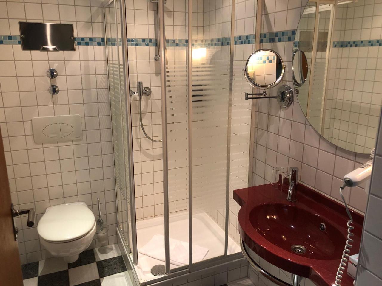 Haus Des Volkes - Das Bauhaushotel Probstzella Eksteriør bilde